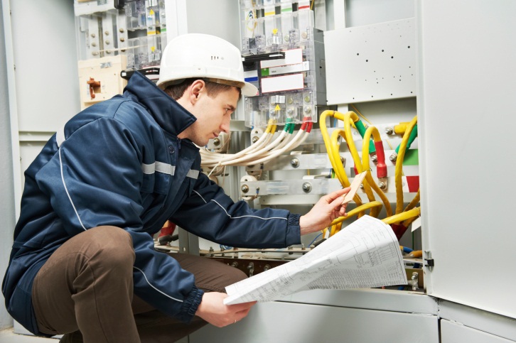 Some Do’s and Don’ts When Hiring a Licensed Electrical Contractor Seattle